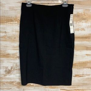 Larry Levine length black pencil skirt Size 6